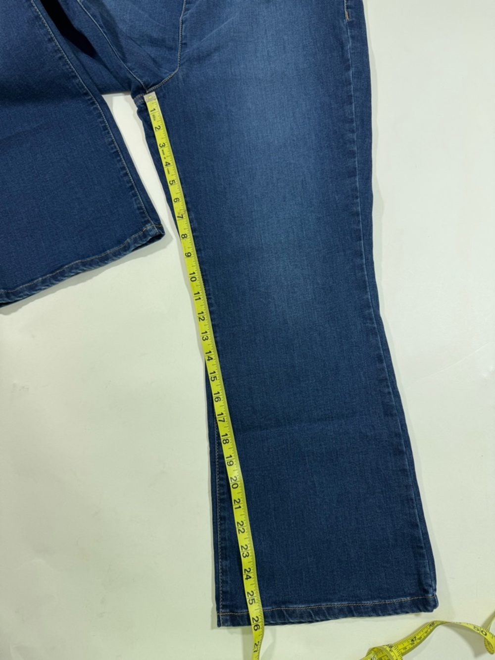 We The Free In My Feels Cropped Flare Jeans Pull On - Picture 7 of 9